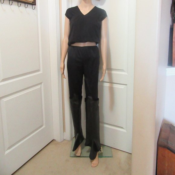 Hat and pants only - Picture 4 of 9